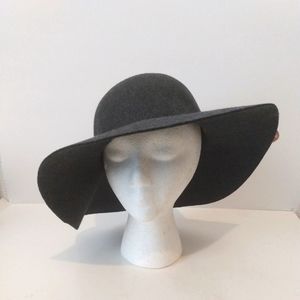 Scala Gray 100% Wool 4" Wide Brim Floppy Feltilana Hat One Size NWT